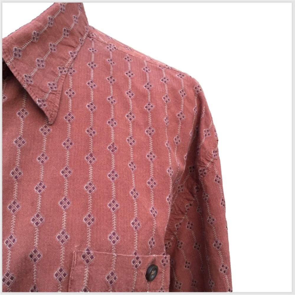 Men's Vintage Tommy Bahama Patterned Shirt